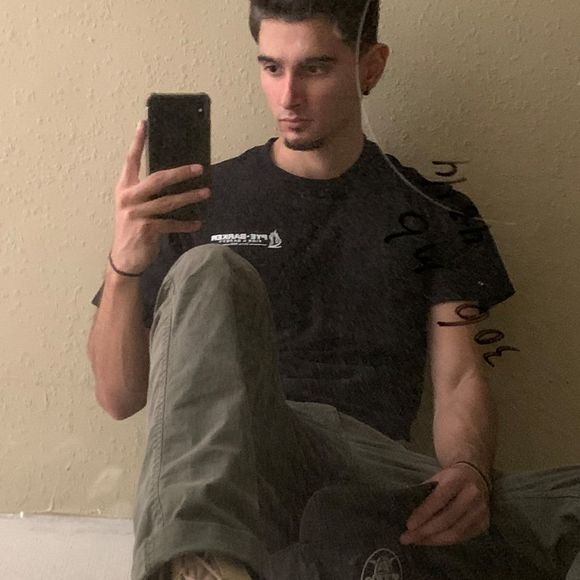 Meet your Posher, Alexander - Picture 1 of 1